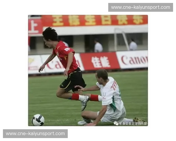 天天盈球直播:掌握第一手足球资讯,赢在每个精彩瞬间 天天盈球直播:掌握第一手足球资讯,赢在每个精彩瞬间