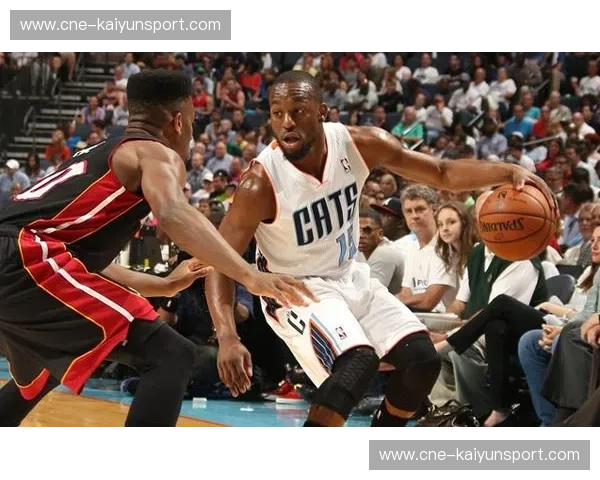 寻找消失的巅峰:重温热火vs山猫那场被岁月封存的61分神迹 寻找消失的巅峰:重温热火vs山猫那场被岁月封存的61分神迹